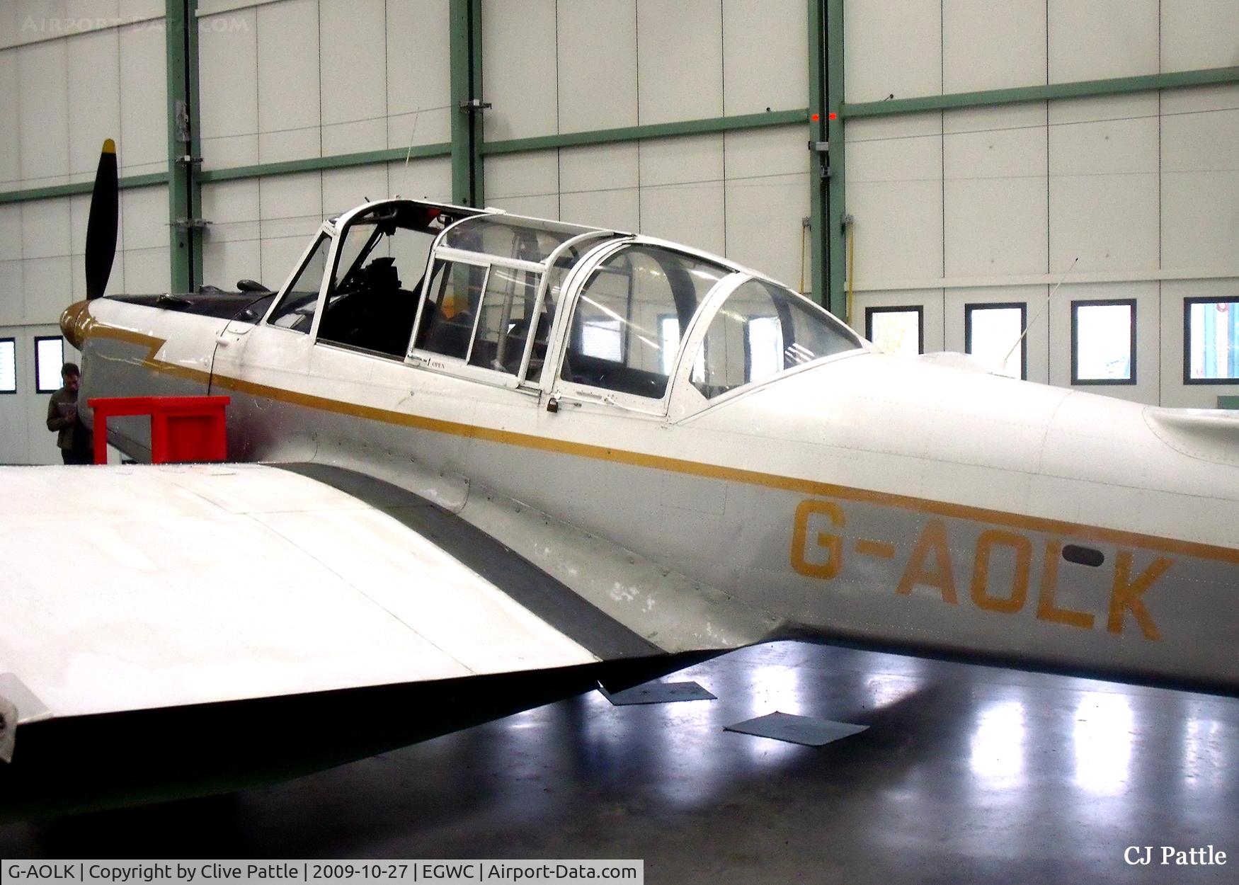 G-AOLK, 1949 Percival P-40 Prentice T1 C/N PAC-225, Pictured on display at the RAF Museum Cosford in October 2009, it moved to the RAFM Hendon in August 2010