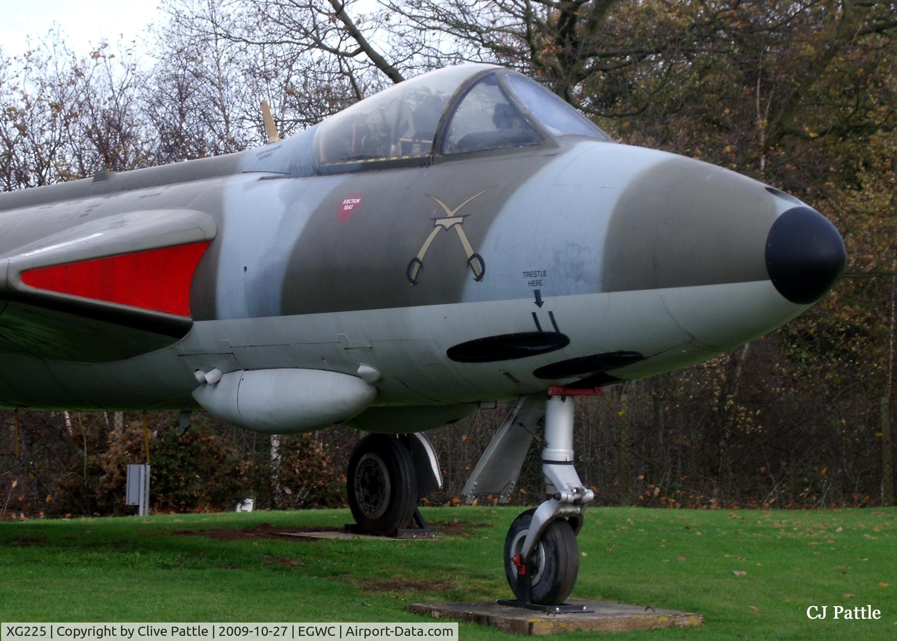 XG225, 1956 Hawker Hunter F.6A C/N 41H-680037, Nose close-up whilst on 'Gate Guard' duties at the RAFM Cosford