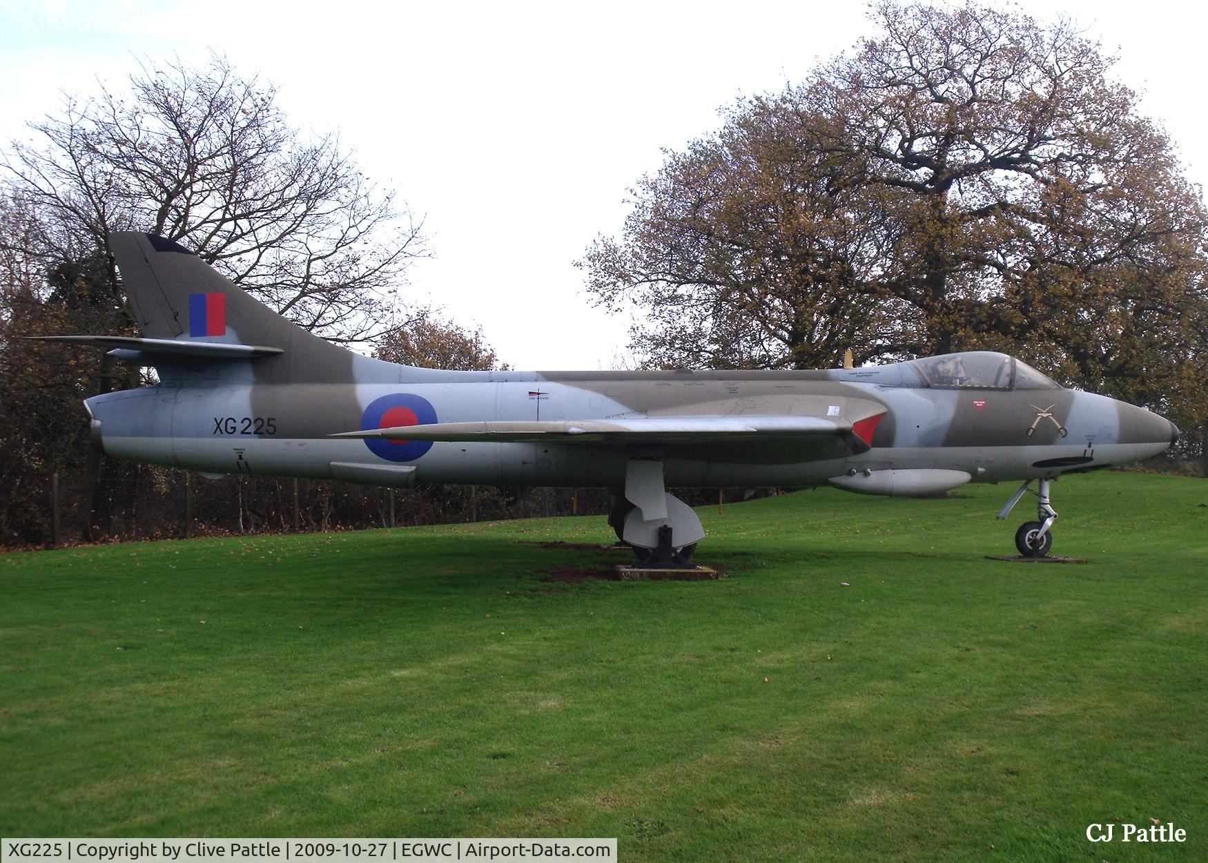 XG225, 1956 Hawker Hunter F.6A C/N 41H-680037, On 'Gate Guard' display at the RAF Museum at Cosford