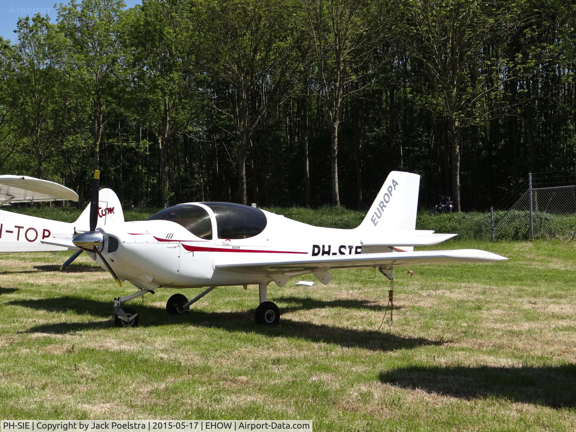 PH-SIE, 2012 Europa XS Tri-Gear C/N 126, PH-SIE on Oostwold airport NL