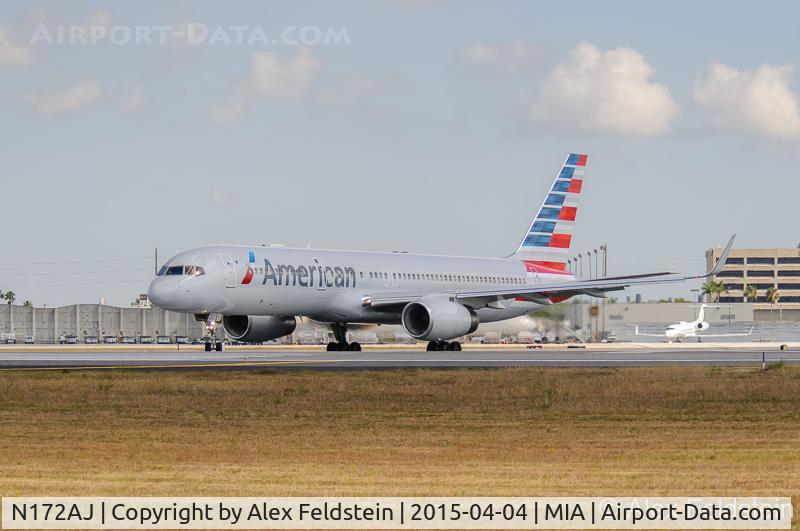 N172AJ, 2002 Boeing 757-223 C/N 32400, Miami International