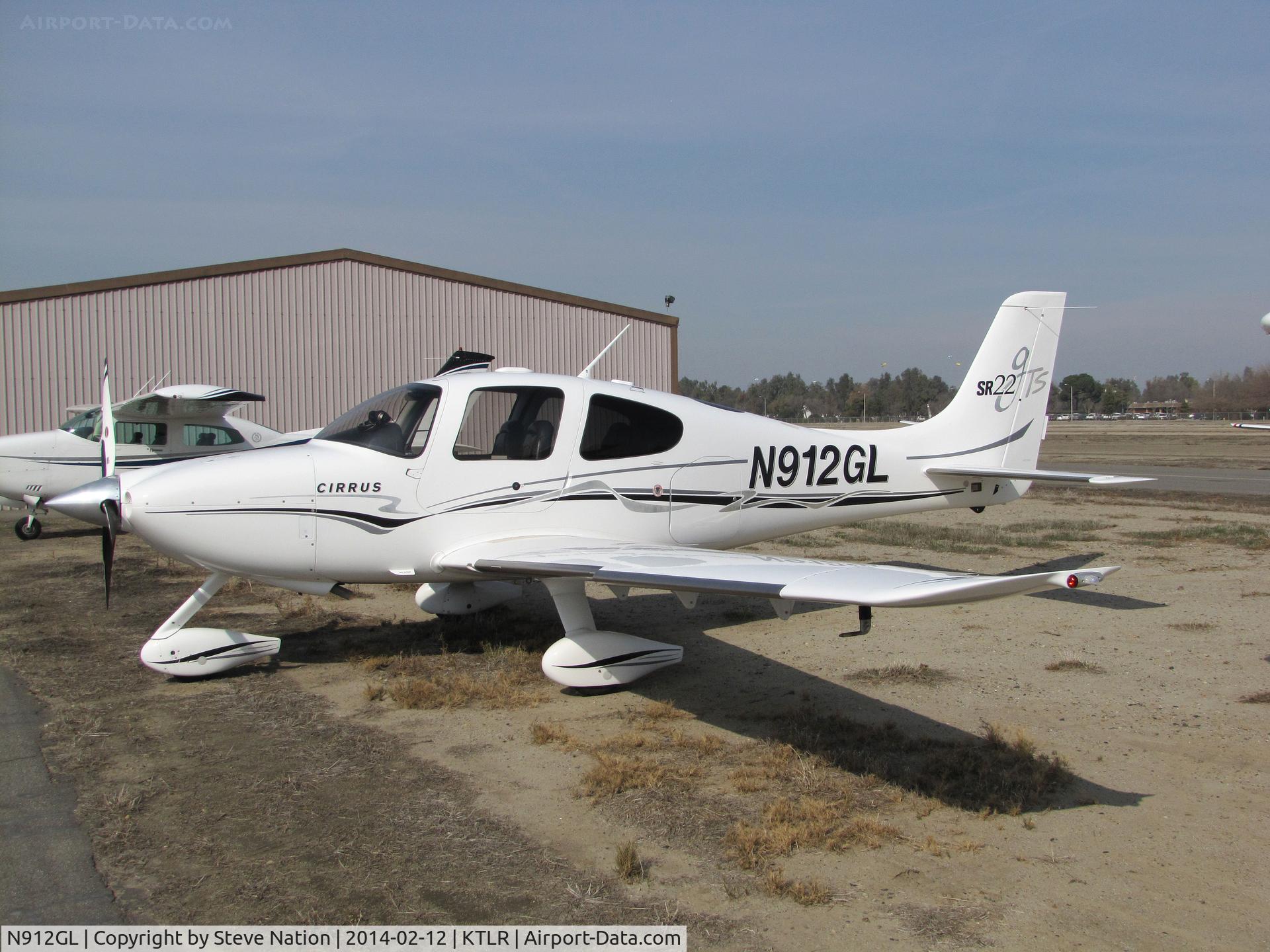 N912GL, 2005 Cirrus SR22 GTS C/N 1336, privately-owned Cirrus Design SR22 from Carlsbad, CA @ Mefford Field (Tulare, CA) for 2014 International Ag Expo