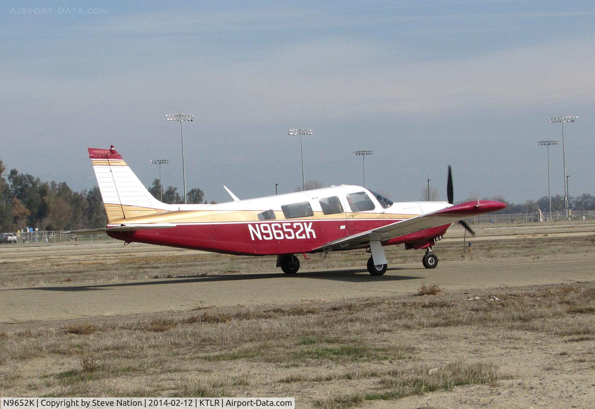 N9652K, 1976 Piper PA-32R-300 Cherokee Lance C/N 32R-7680238, privately-owned Piper PA-32R-300 from Marysville, CA @ Mefford Field (Tulare, CA) for the 2014 International Ag Expo