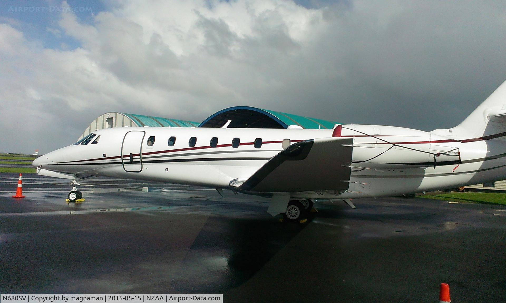 N680SV, 2006 Cessna 680 Citation Sovereign C/N 680-0056, too close to fence to get in!