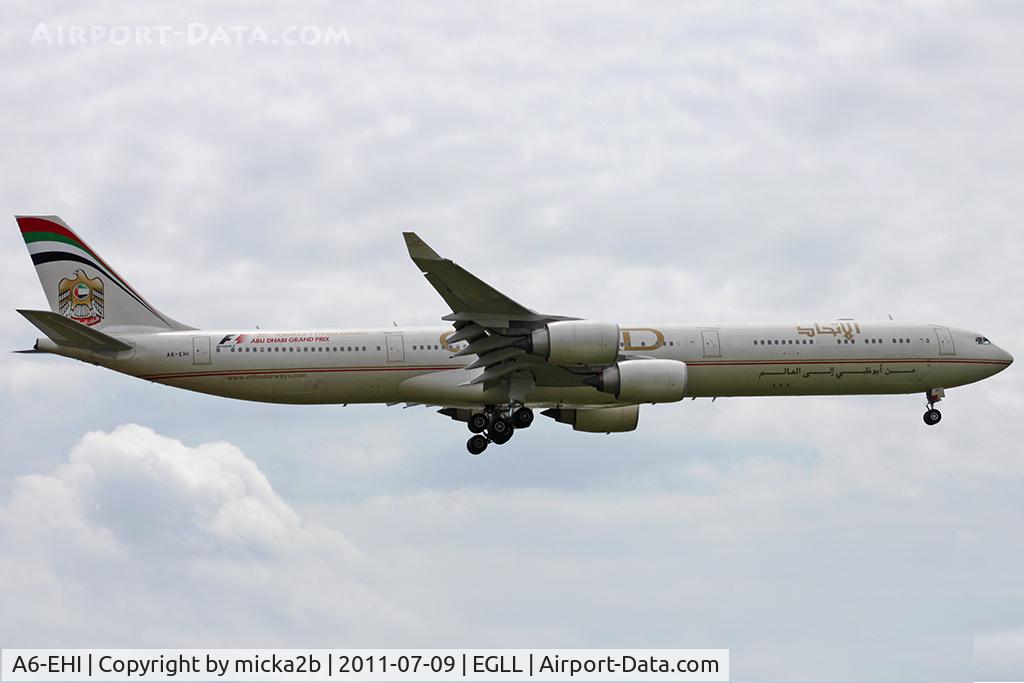 A6-EHI, 2008 Airbus A340-642X C/N 929, Landing