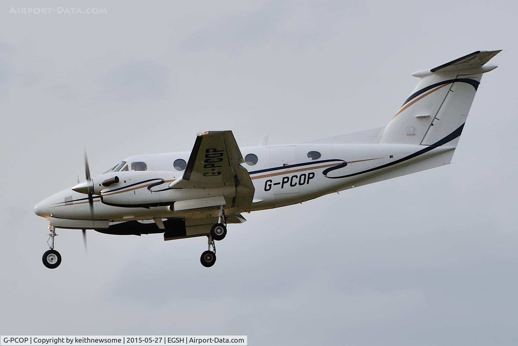 G-PCOP, 2004 Raytheon B200 King Air C/N BB-1860, Landing onto runway 27.