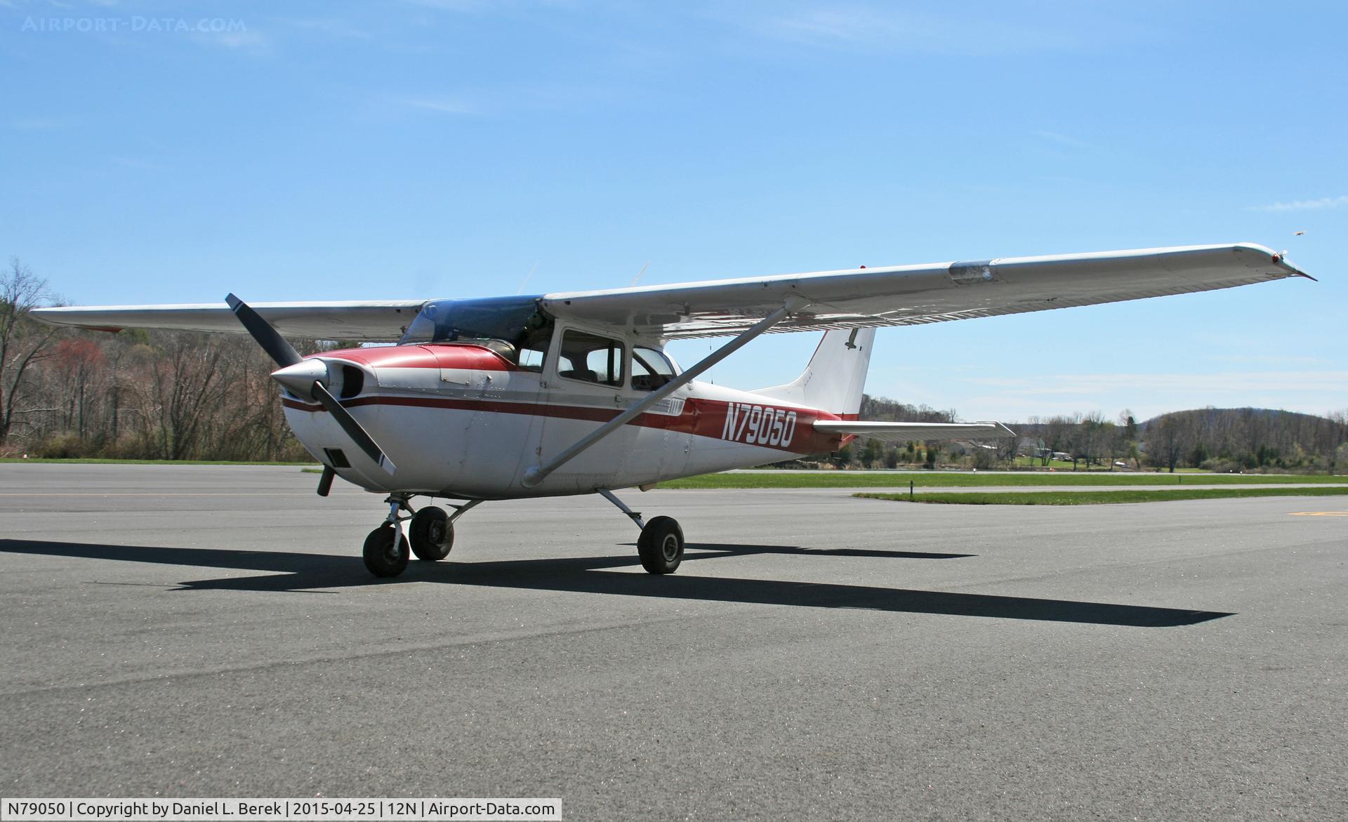 N79050, 1969 Cessna 172K Skyhawk C/N 17257843, Built in 1969, this Skyhawk still looks very sharp.