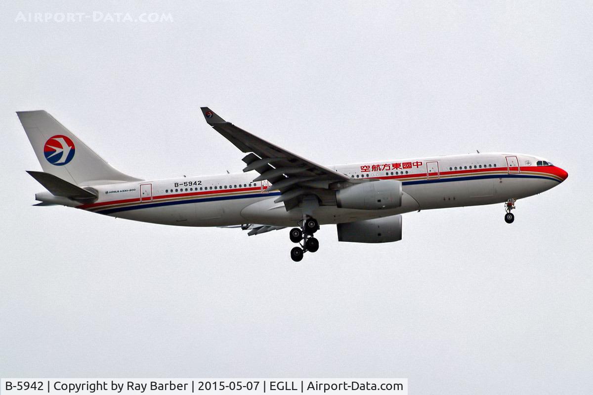 B-5942, 2013 Airbus A330-243 C/N 1500, Airbus A330-243 [1500] (China Eastern Airlines) Home~G 07/05/2015. On approach 27L.
