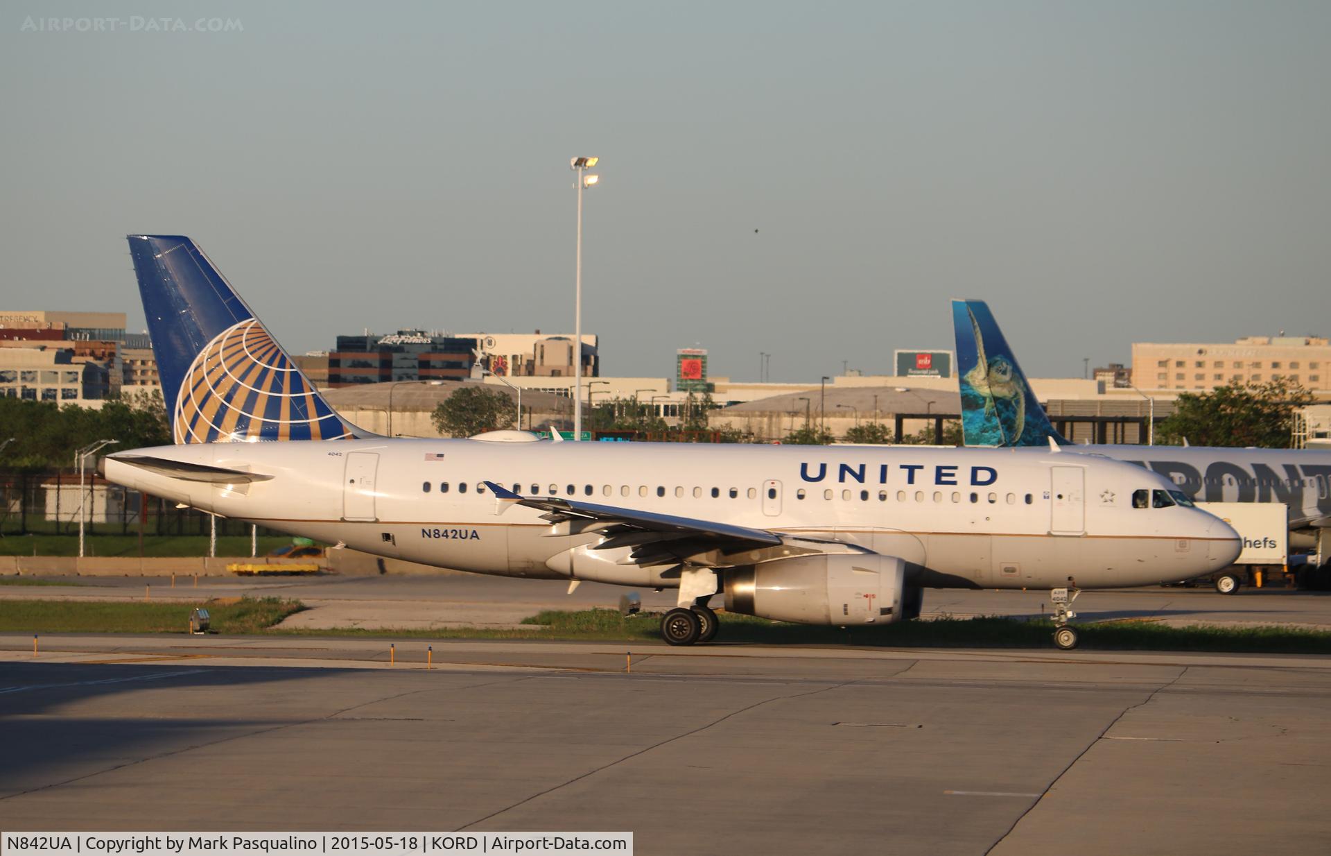 N842UA, 2001 Airbus A319-131 C/N 1569, Airbus A319