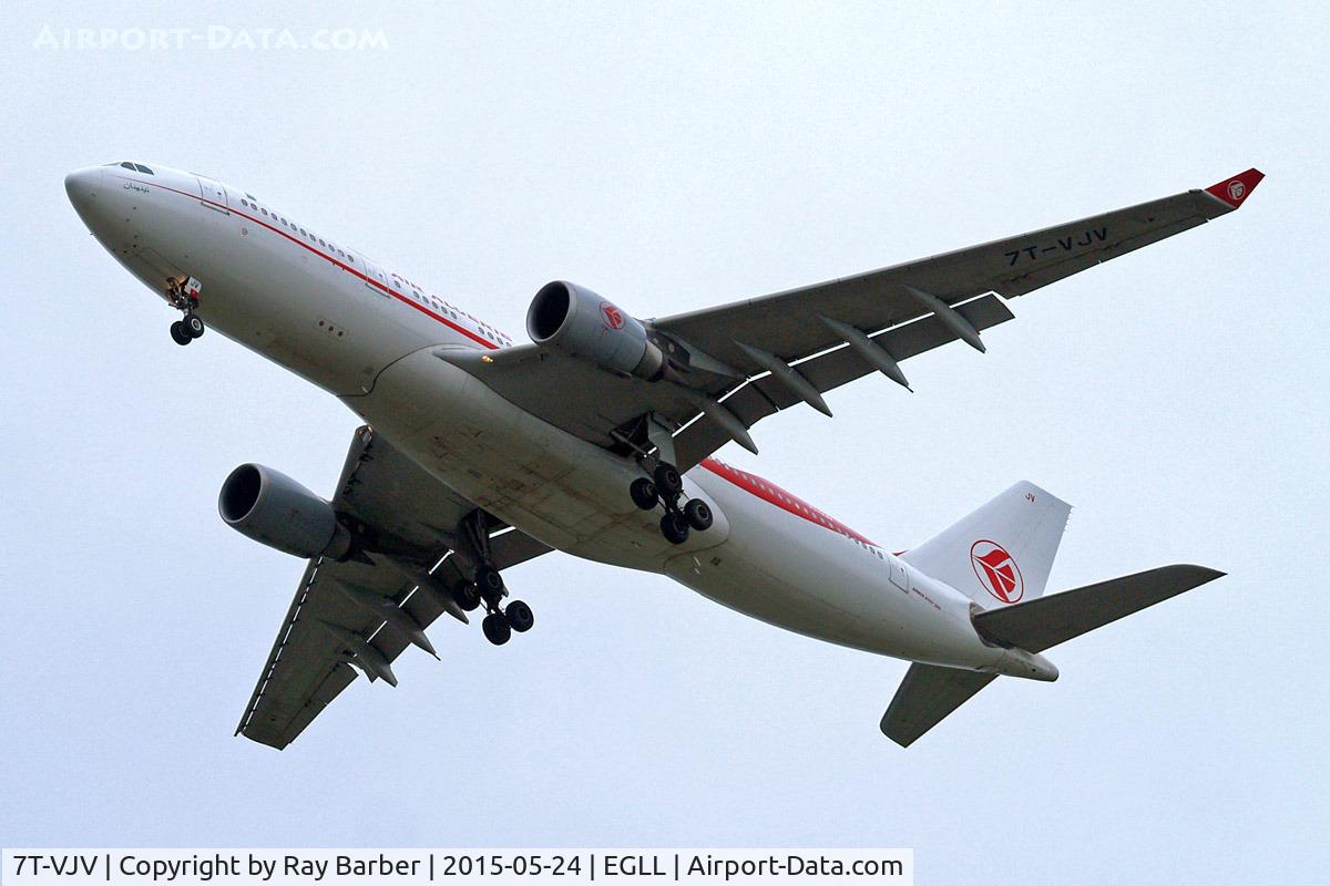 7T-VJV, 2004 Airbus A330-202 C/N 644, Airbus A330-202 [644] (Air Algerie) Home~G 24/05/2015. On approach 27R.