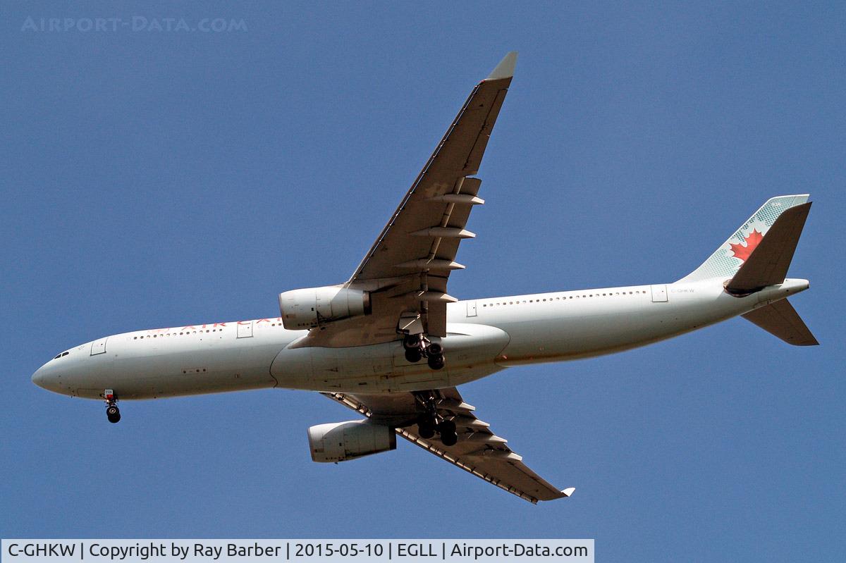 C-GHKW, 2001 Airbus A330-343 C/N 0408, Airbus A330-343X [408] (Air Canada) Home~G 10/05/2015. On approach 27R.