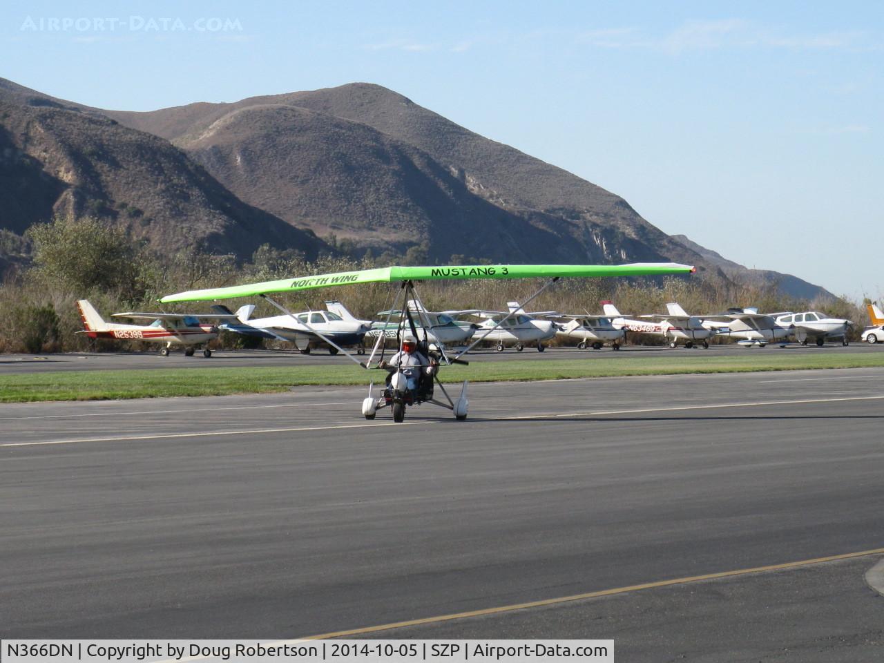 N366DN, North Wing Uum Inc SPORT X2-N C/N LS7003, 2008 North Wing UUM, Inc. SPORT X2 weight-shift control ultralight trike, Rotax 582, taxi off the active
