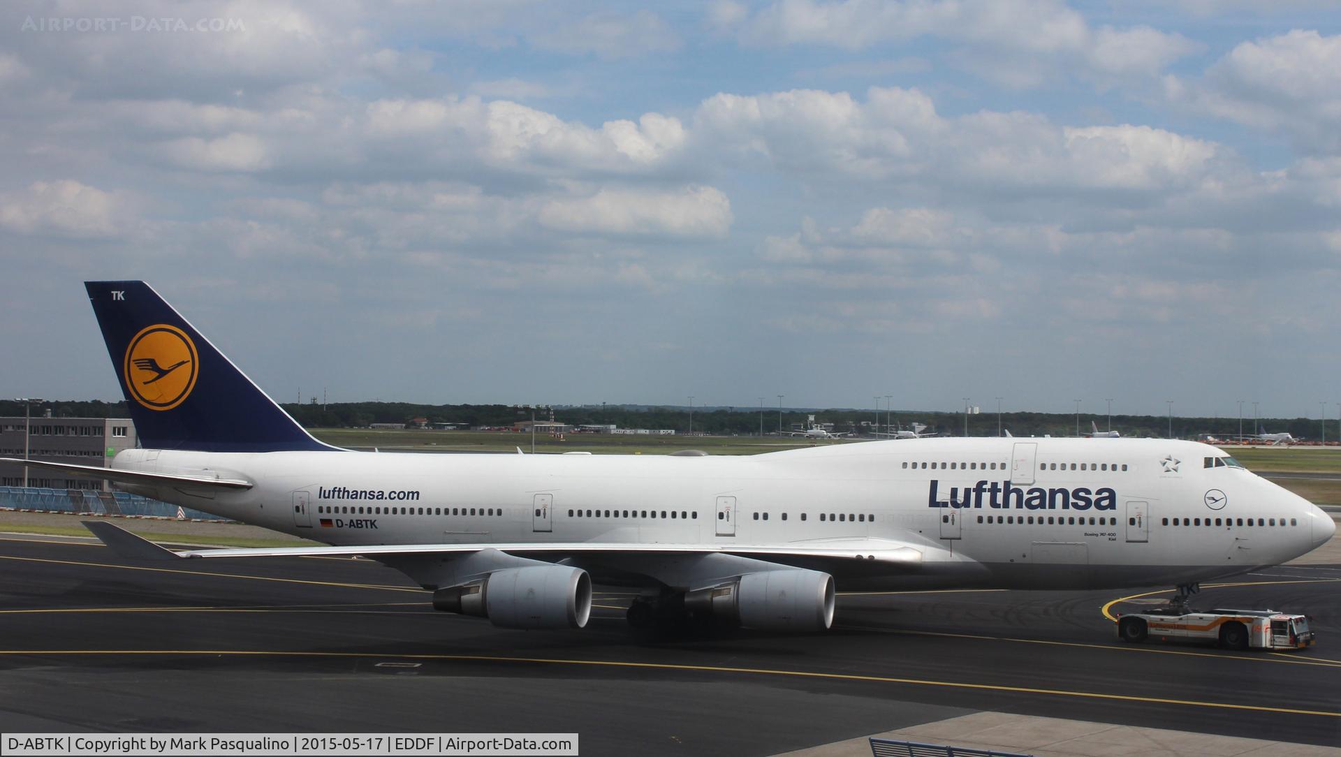 D-ABTK, 2001 Boeing 747-430 C/N 29871, Boeing 747-400