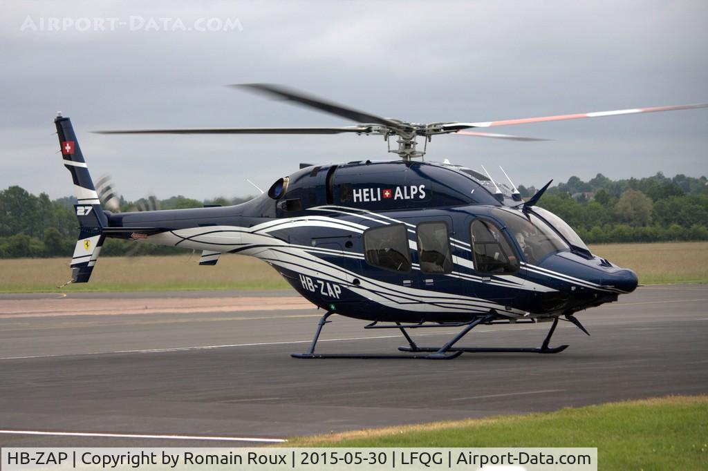 HB-ZAP, 2014 Bell 429 GlobalRanger C/N 57174, Refueling