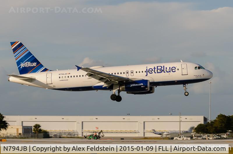N794JB, 2011 Airbus A320-232 C/N 4904, Ft. Lauderdale