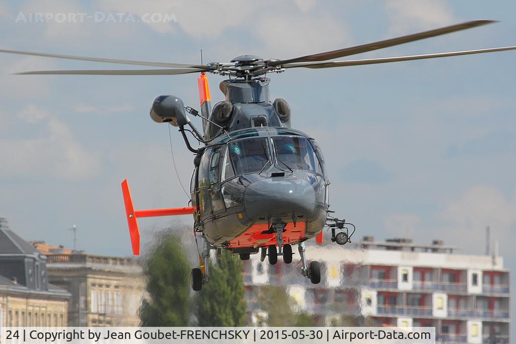 24, Aerospatiale AS-365N Dauphin 2 C/N 6024, FRENCH NAVY training Bordeaux center