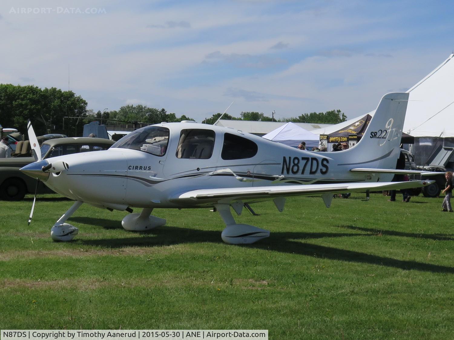 N87DS, Cirrus SR22 GTS C/N 1496, Cirrus SR22, c/n: 1496