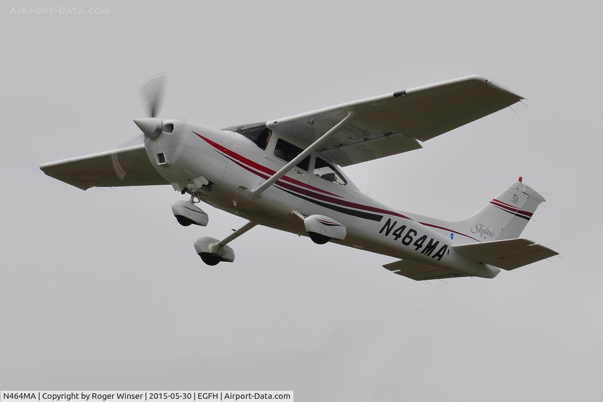 N464MA, 2000 Cessna 182S Skylane C/N 18280822, Recently resident Cessna Skylane departing Runway 22 for a local flight.