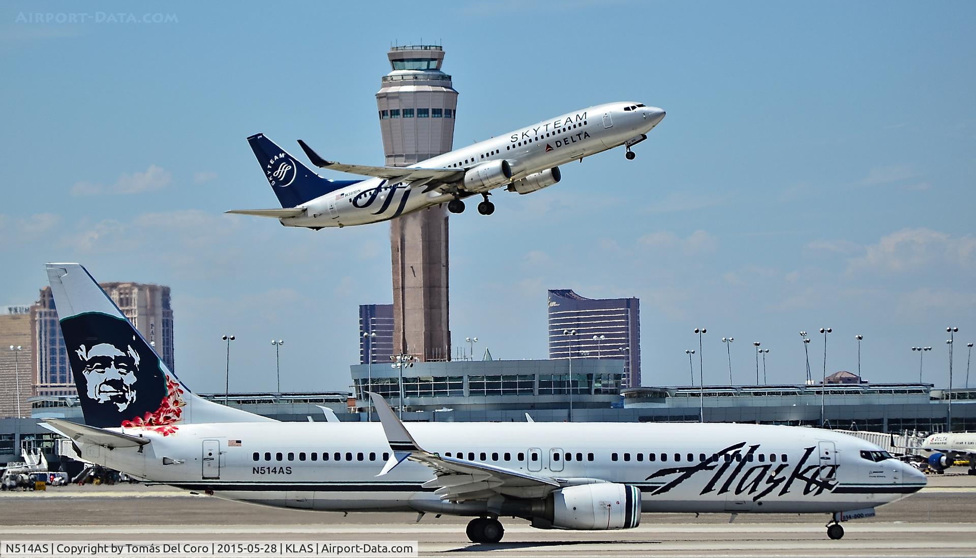 N514AS, 2008 Boeing 737-890 C/N 35193, N514AS Alaska Airlines Boeing 2008 737-890 - cn 35193 / ln 2727 - Split Scimitar Winglets  - McCarran International Airport (LAS / KLAS)
USA - Nevada May 28, 2015
Photo: Tomás Del Coro