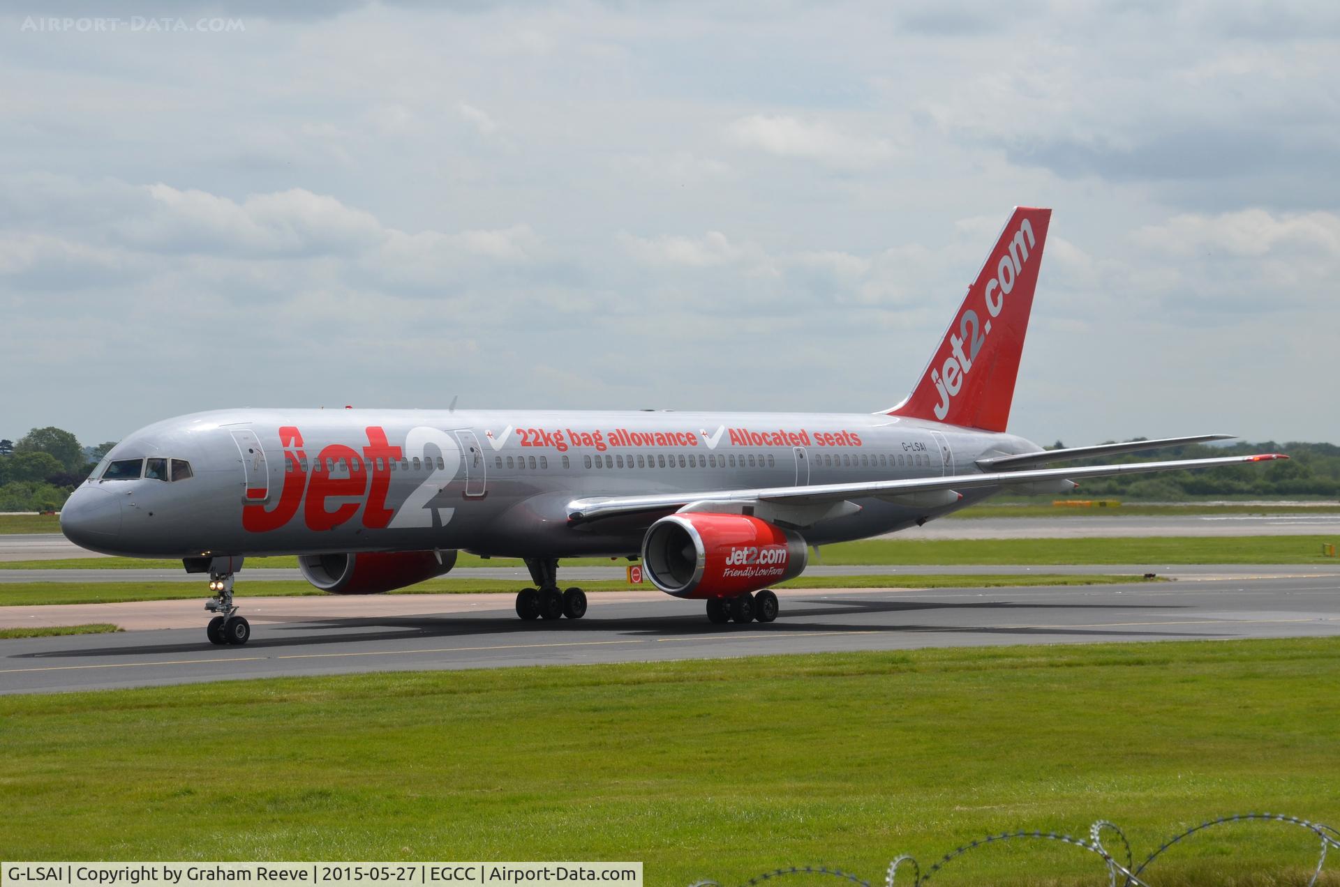 G-LSAI, 1987 Boeing 757-21B C/N 24016, Just landed at Manchester.