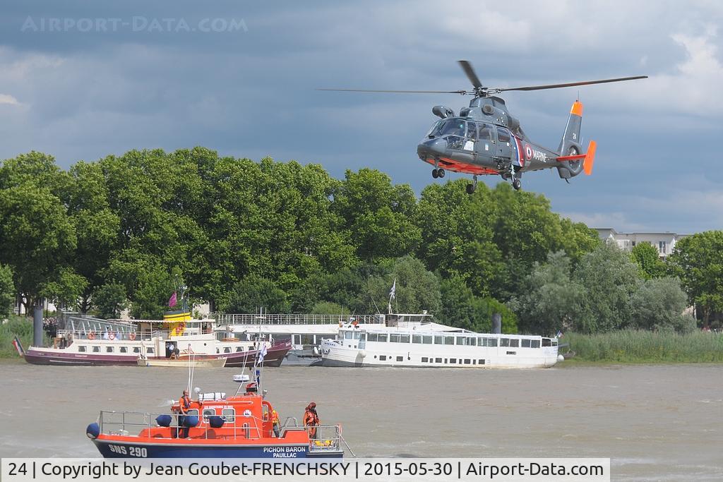 24, Aerospatiale AS-365N Dauphin 2 C/N 6024, FRENCH NAVY training at Bordeaux center