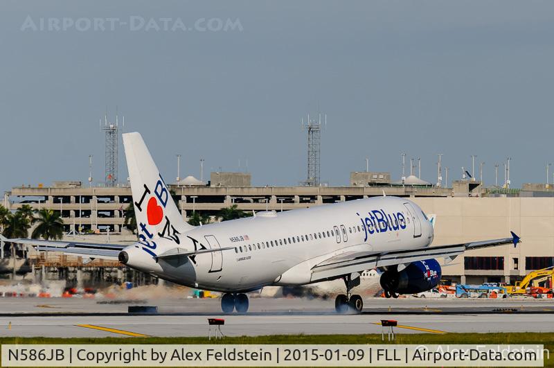 N586JB, 2004 Airbus A320-232 C/N 2160, Ft. Lauderdale