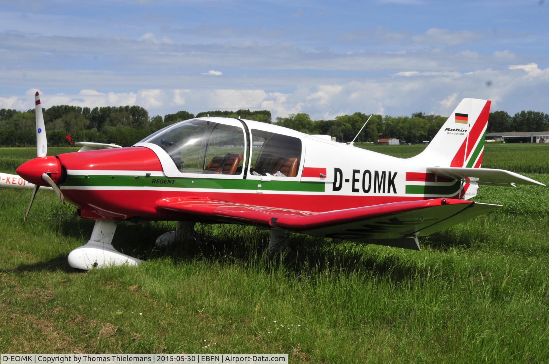 D-EOMK, 1977 Robin DR-400-180 Regent Regent C/N 1267, Parked