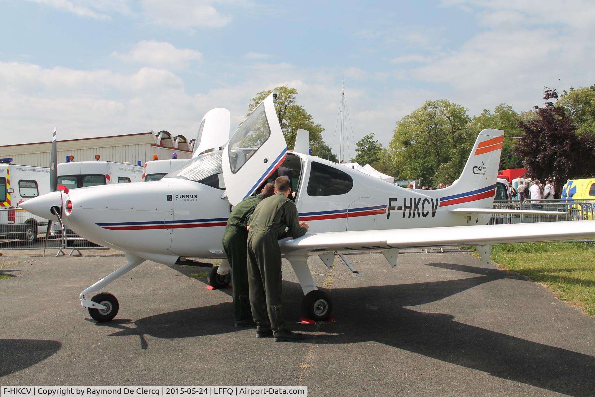 F-HKCV, 2012 Cirrus SR20 C/N 2214, Static display at La Ferté-Alais 2015.