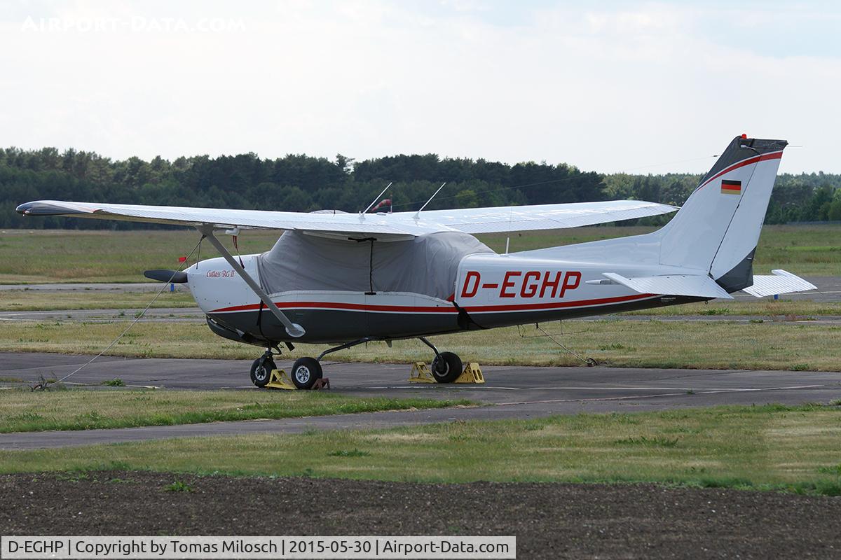 D-EGHP, Cessna 172RG II Cutlass RG C/N 172RG1155, Airport Strausberg near Berlin/Germany