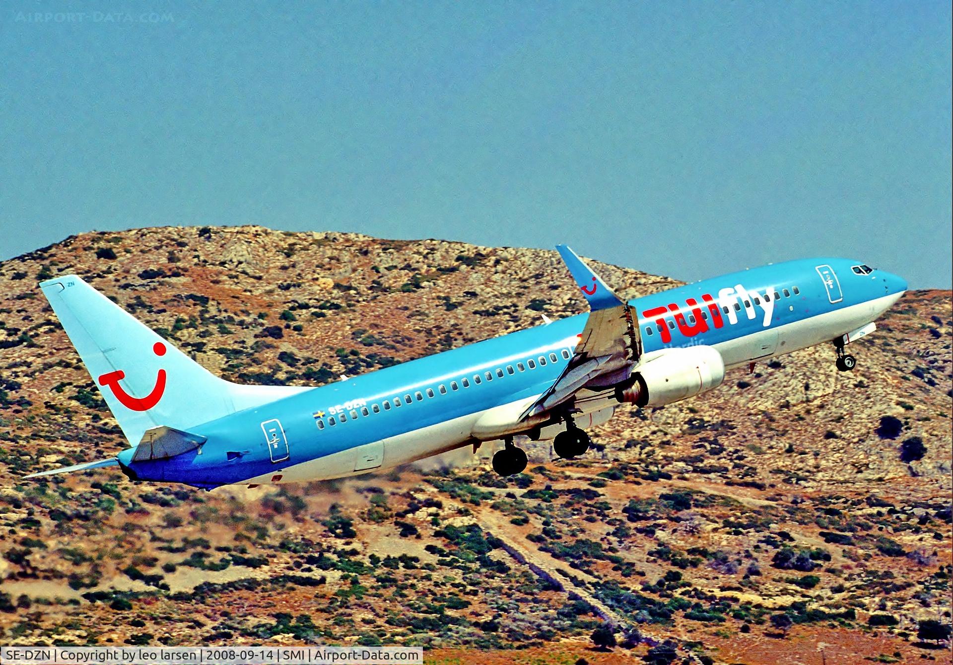 SE-DZN, 2002 Boeing 737-804 C/N 32903, Samos Greece 14.9.08