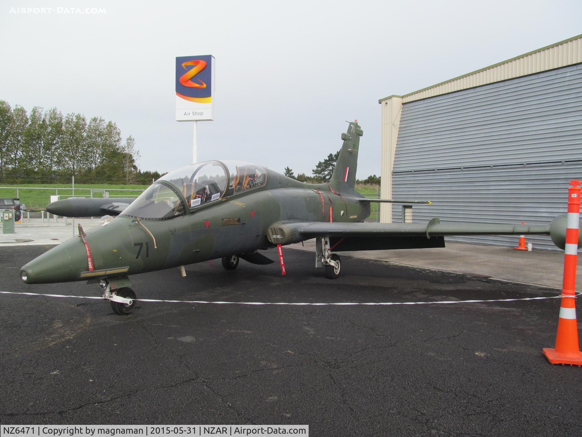 NZ6471, 1991 Aermacchi MB-339CB C/N 6802/175, At open day - ardmore