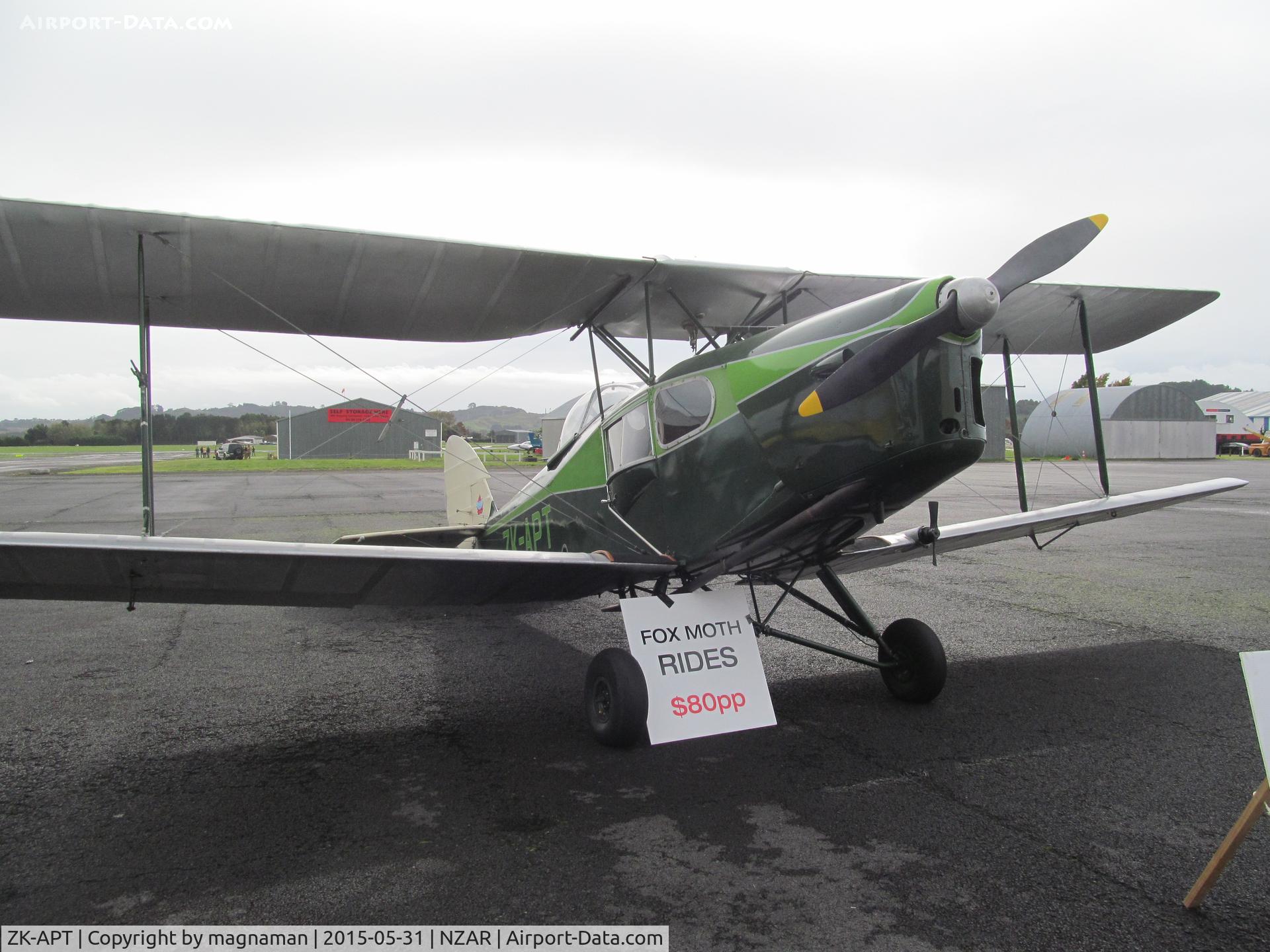 ZK-APT, 1947 De Havilland DH.83 Fox Moth C/N FM48, nice moth