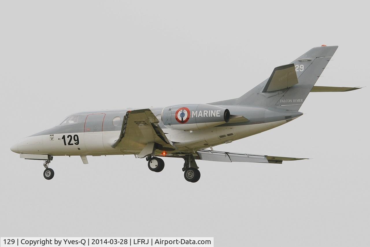 129, 1978 Dassault Falcon 10MER C/N 129, Dassault Falcon 10MER, Short approach rwy 26, Landivisiau Naval Air Base (LFRJ)