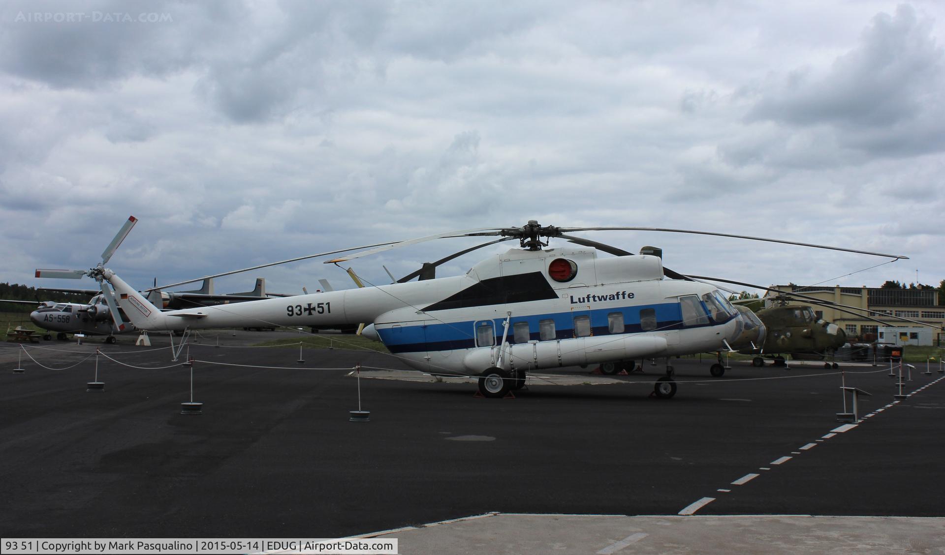 93 51, Mil Mi-8S Hip C/N 105104, Mil Mi-8S