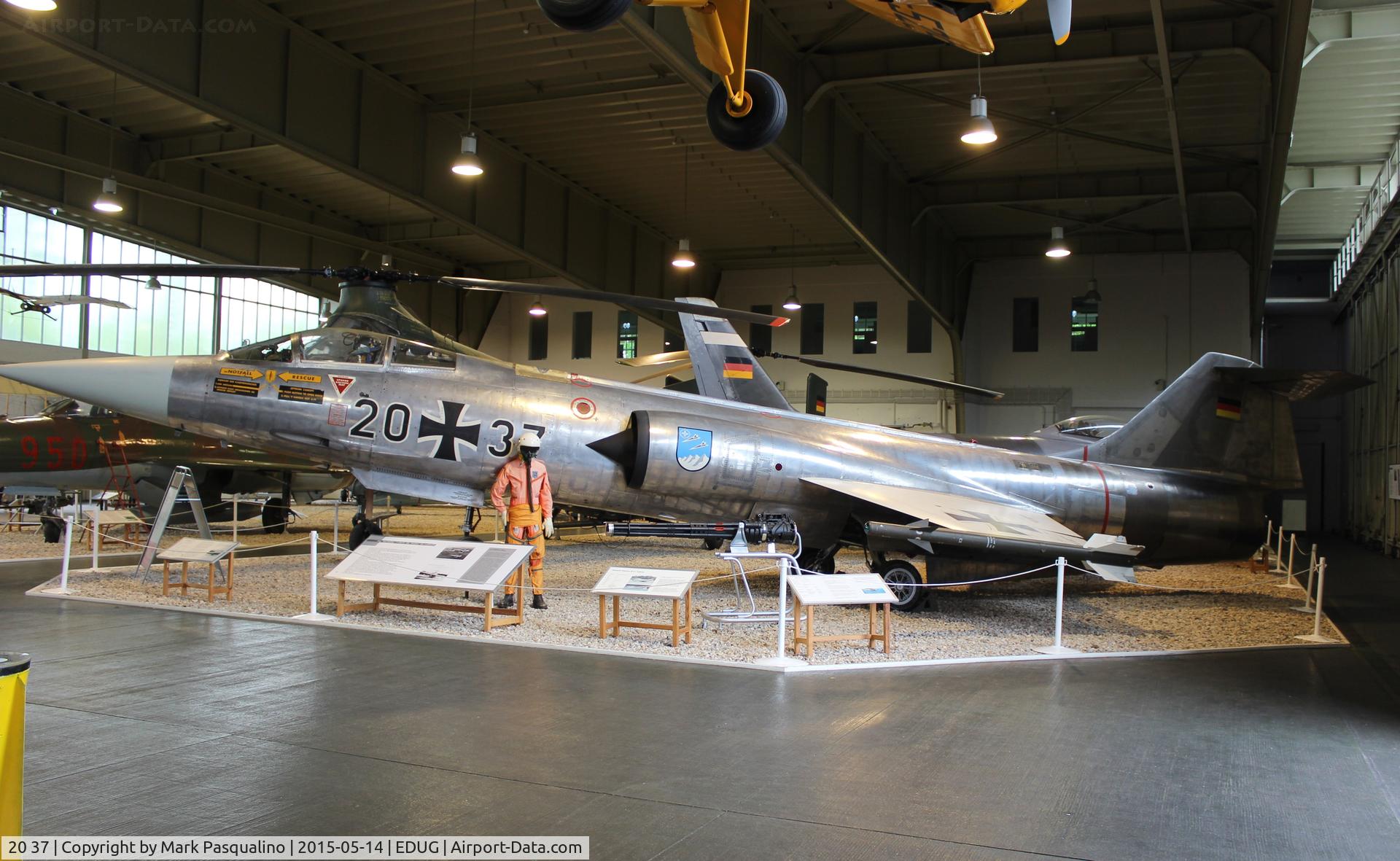 20 37, Lockheed F-104G Starfighter C/N 683-2044, Lockheed F-104G