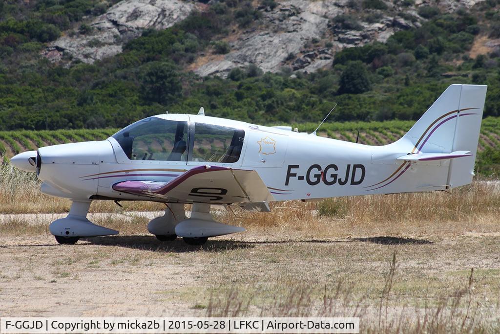 F-GGJD, Robin DR-400-180 Regent C/N 1789, Parked