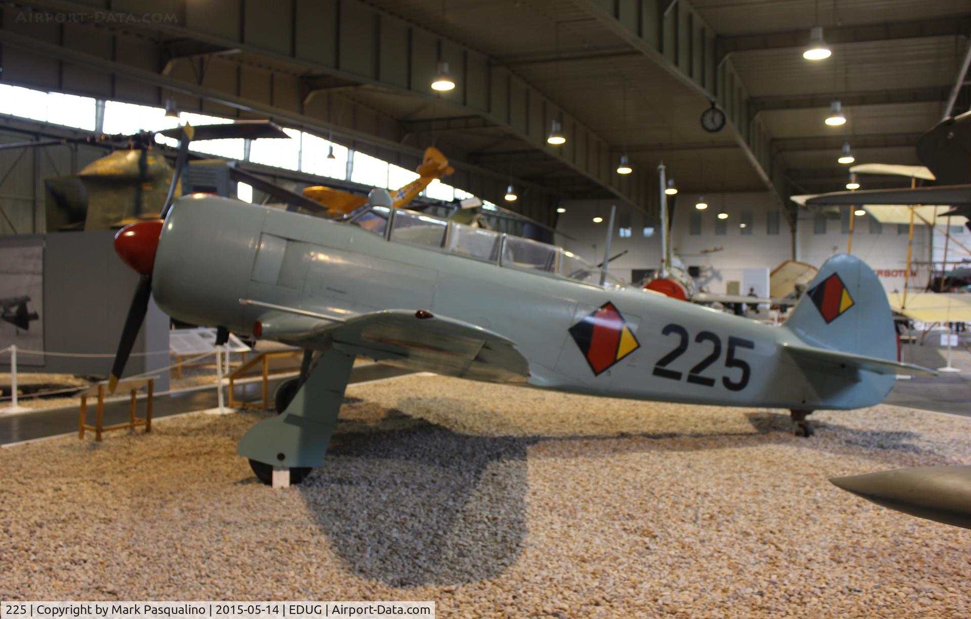 225, Yakovlev Yak-11 C/N 68203, Yak-11