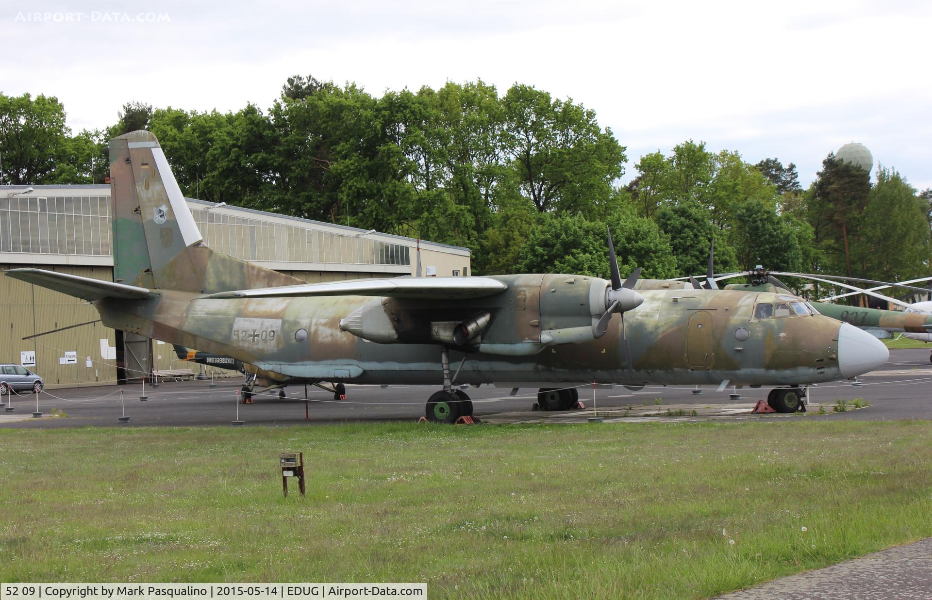 52 09, 1981 Antonov An-26SM C/N 114-02, Antonov An-26SM
