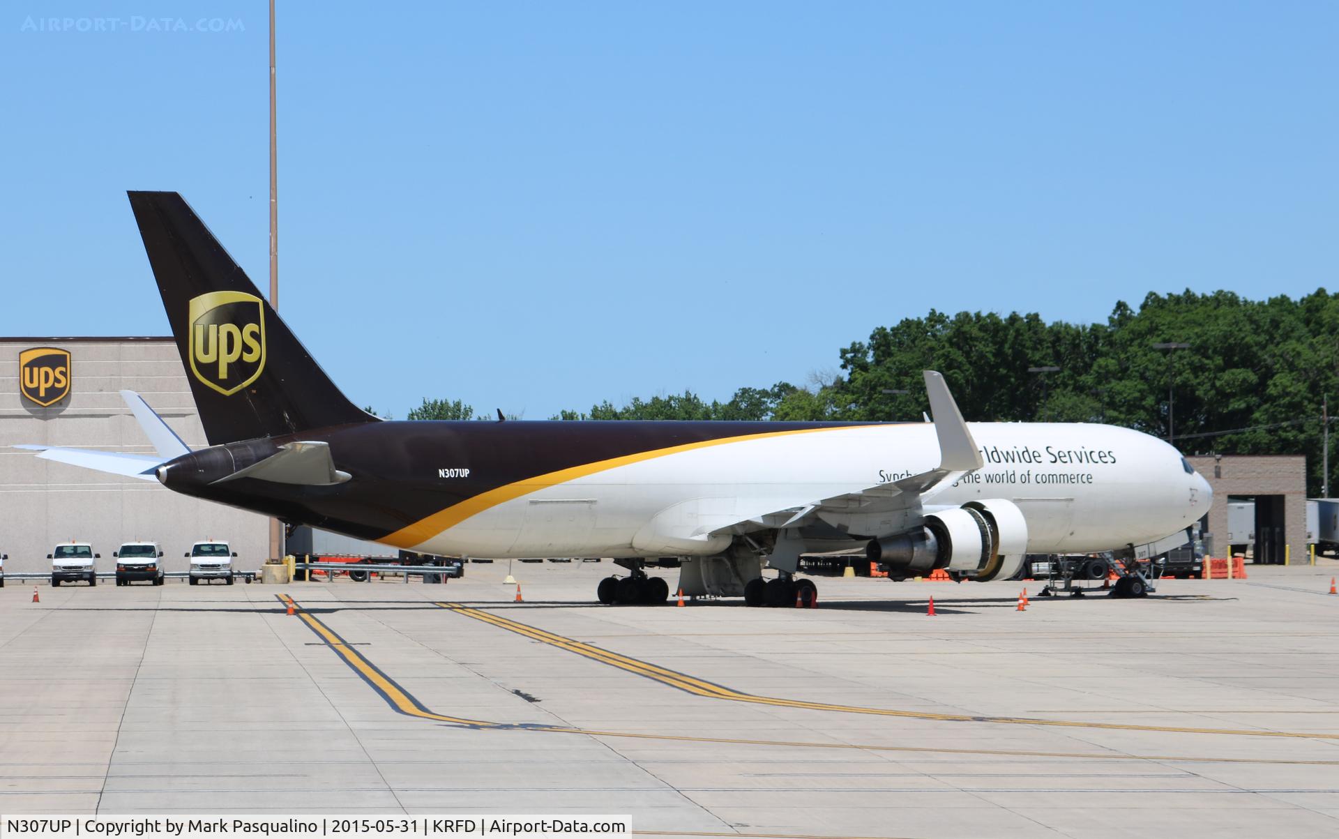 N307UP, 1996 Boeing 767-34AF C/N 27760, Boeing 767-300F