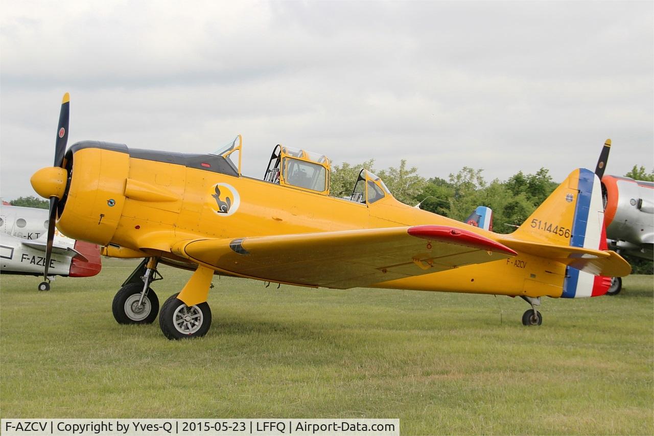 F-AZCV, 1951 North American T-6G Texan C/N 182-143, North American T-6G Texan, La Ferté-Alais airfield (LFFQ) Airshow 2015