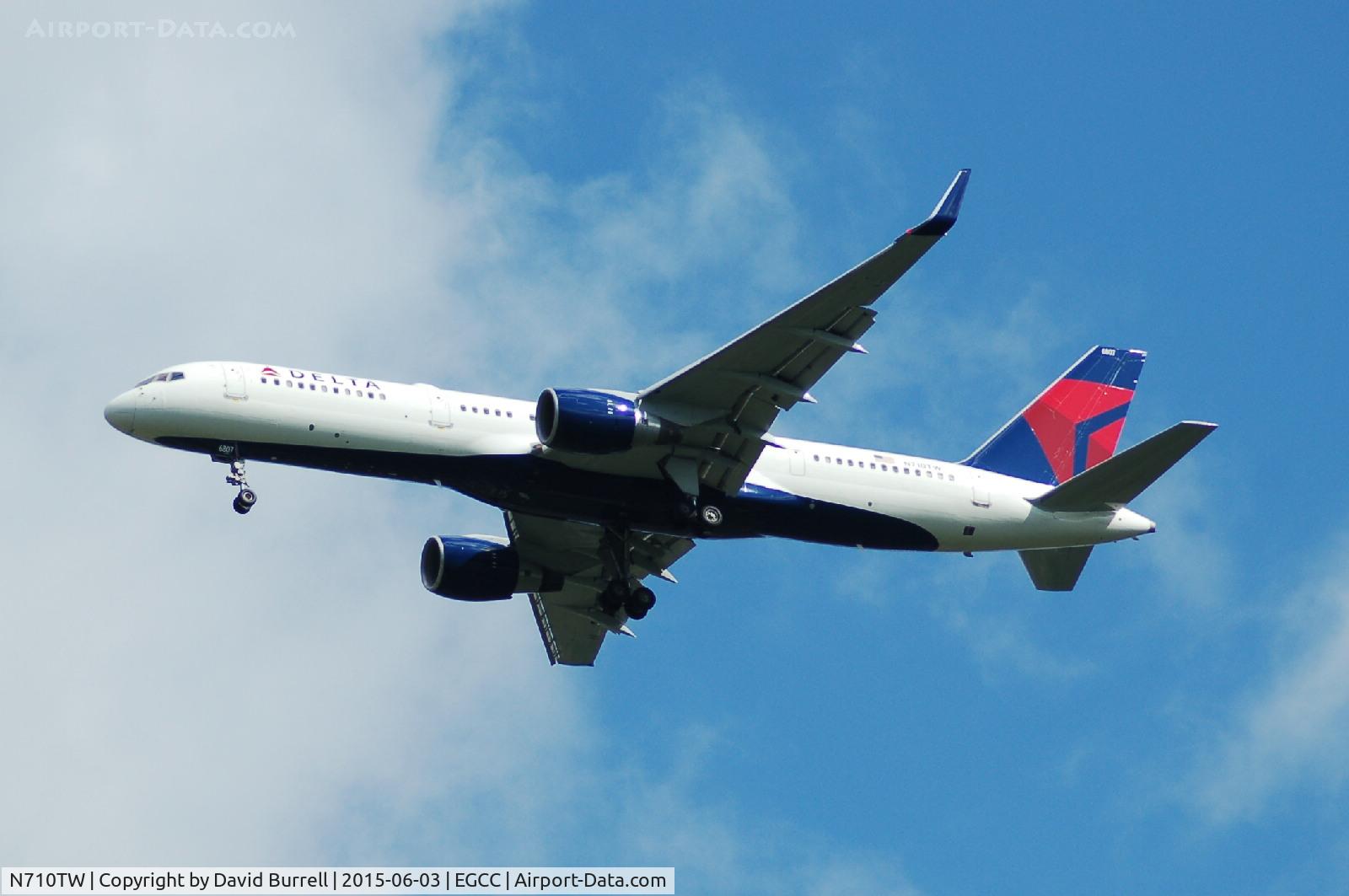 N710TW, 1997 Boeing 757-2Q8 C/N 28169, Delta Air Lines Boeing 757-2Q8 N710TW on approach to Manchester Airport.
