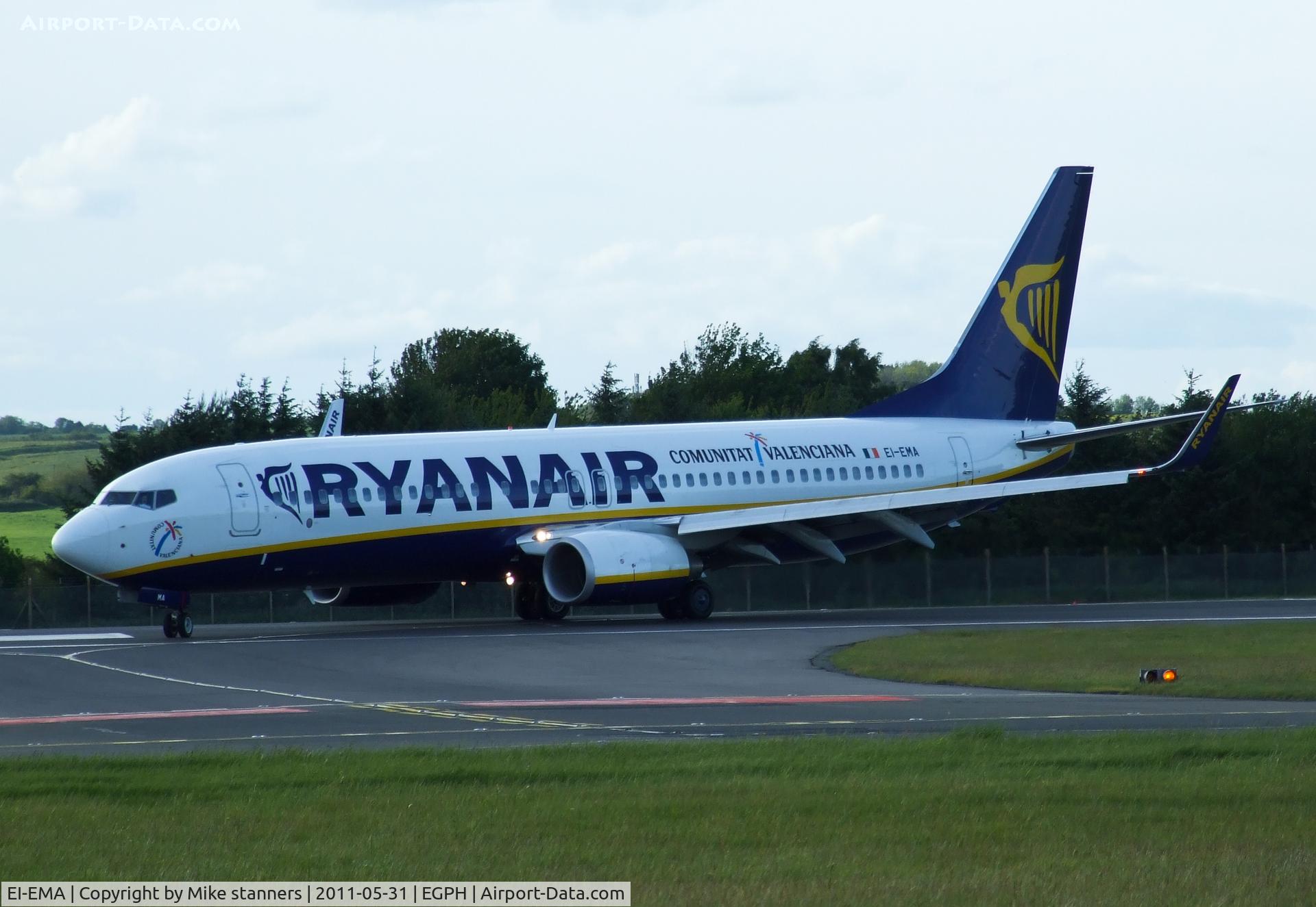 EI-EMA, 2010 Boeing 737-8AS C/N 35032, Ryanair B737-8AS Arrives on flight RYR23NR