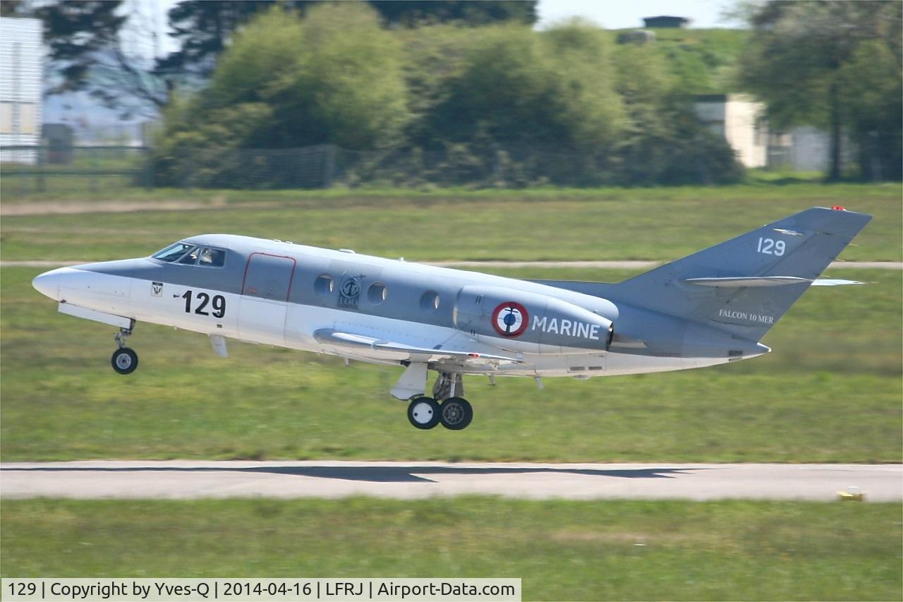 129, 1978 Dassault Falcon 10MER C/N 129, French Naval Aviation Dassault Falcon 10 MER, Landing rwy 08, Landivisiau Naval Air Base (LFRJ)