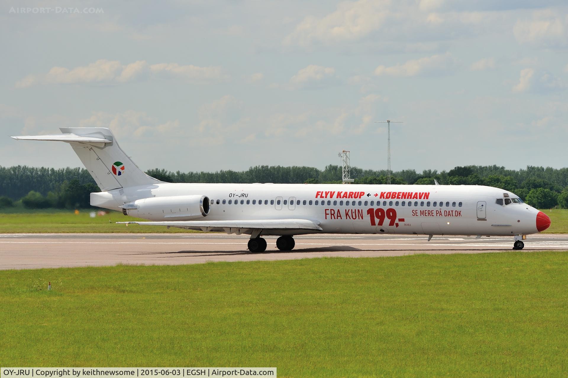OY-JRU, 1987 McDonnell Douglas MD-87 (DC-9-87) C/N 49403, About to leave Norwich.