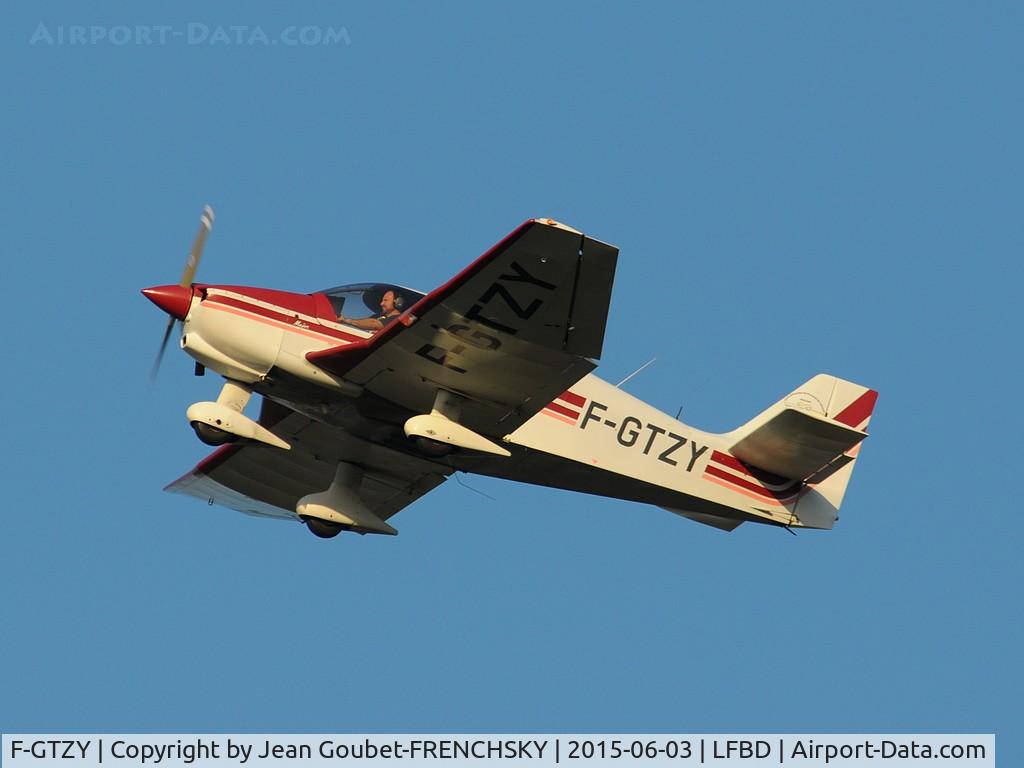 F-GTZY, Robin DR-400-160 Chevalier C/N 2445, CERCLE AERONAUTIQUE DES PERSONNELS DE L AEROPORT DE MERIGNAC (CAPAM), take off runway 05 to November Echo point.