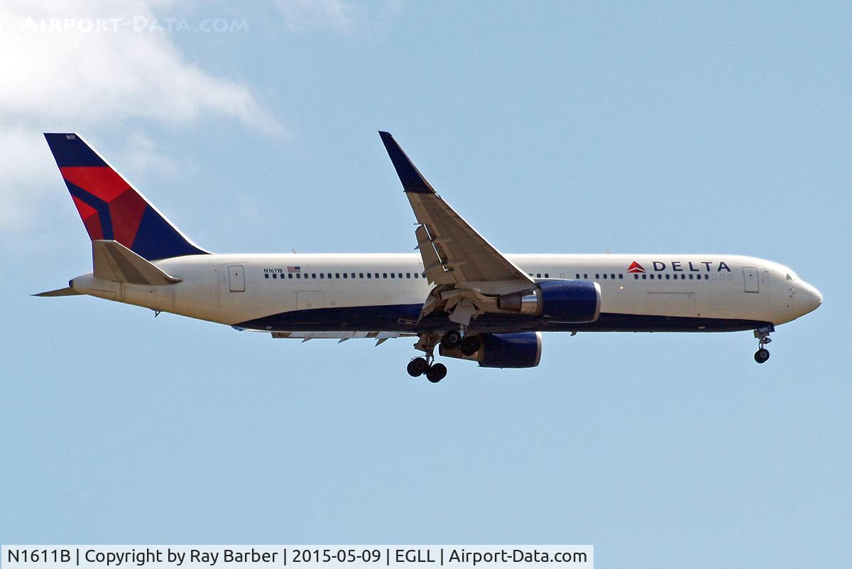 N1611B, 2000 Boeing 767-332/ERF C/N 30595, Boeing 767-332ER [30595] (Delta Air Lines) Home~G 09/05/2015. On approach 27L.