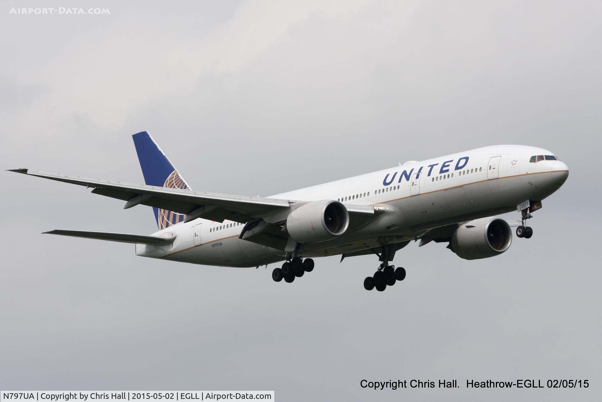 N797UA, 1998 Boeing 777-222 C/N 26924, United