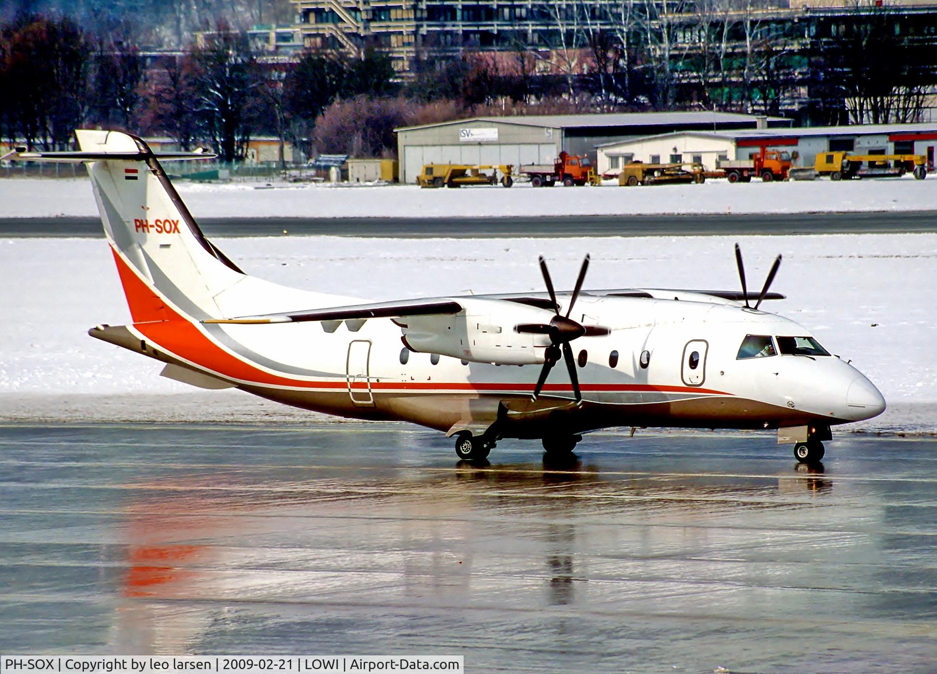 PH-SOX, 1995 Dornier 328-100 C/N 3060, Innsbruck 21.2.09