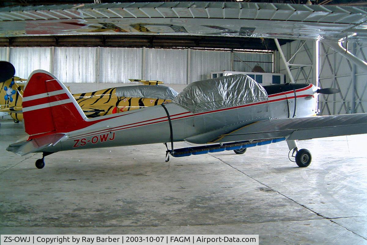 ZS-OWJ, De Havilland DHC-1 Chipmunk T.10 C/N C1/0592, De Havilland Canada DHC-1 Chipmunk 22 [C1/0592] Johannesburg-Rand~ZS 07/10/2003