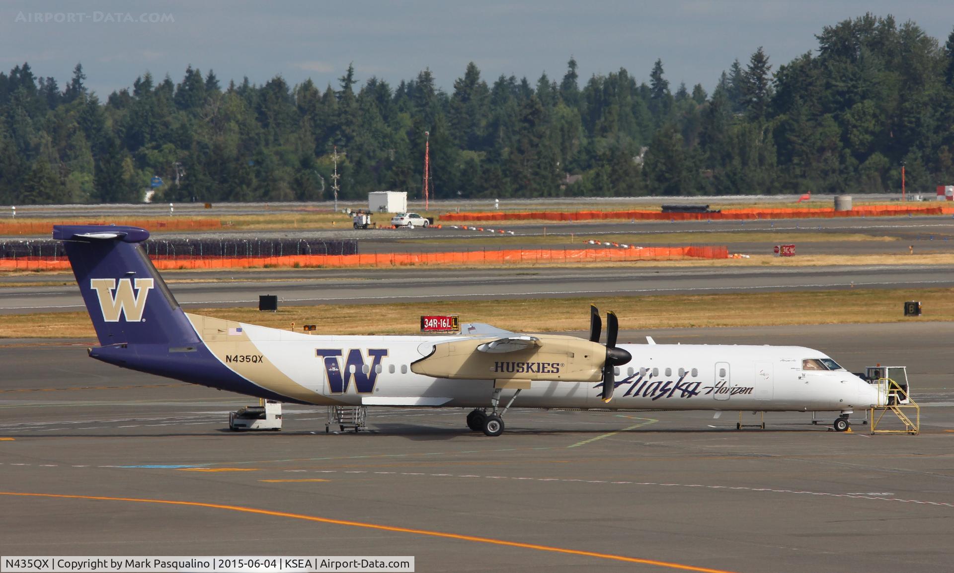 N435QX, 2008 Bombardier DHC-8-402 Dash 8 C/N 4232, DHC-8-402